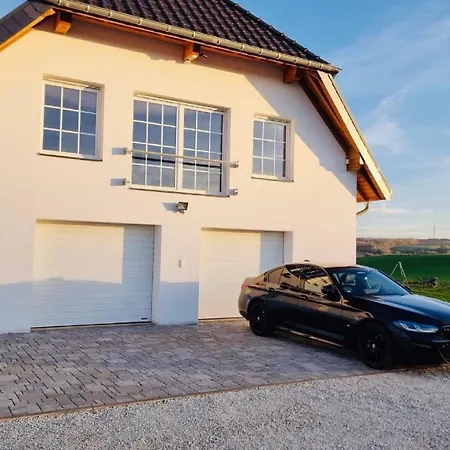 Luxeriöse Auszeit Im Dreiländereck Chateau-Rouge